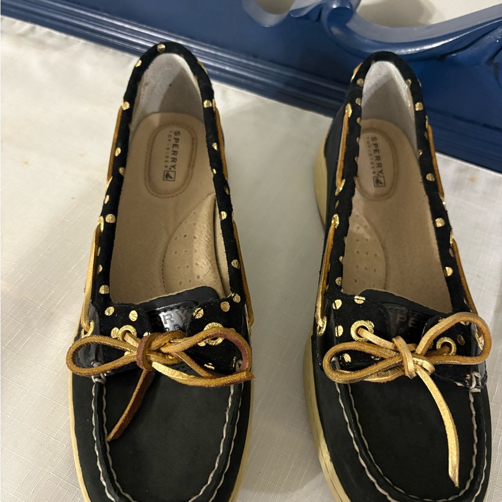 Sherry’s Women's Black and Gold Boat Shoes Size 8.5 - Picture 2 of 6